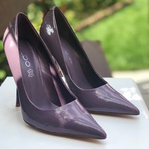 ALDO PURPLE PATENT LEATHER PUMP SIZE 7